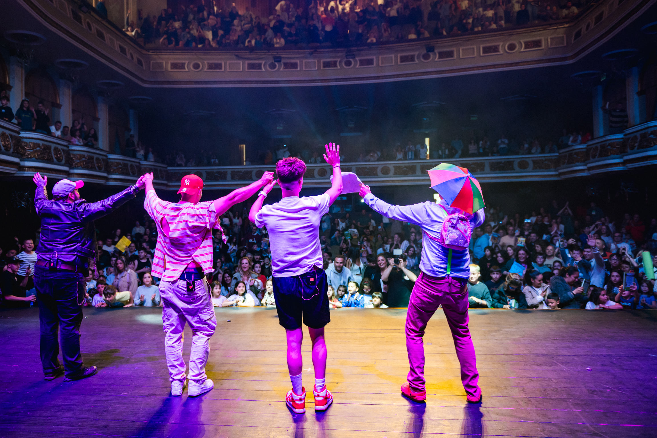 @leolopezfoto FANTASY HOUSE 95ppp-2879